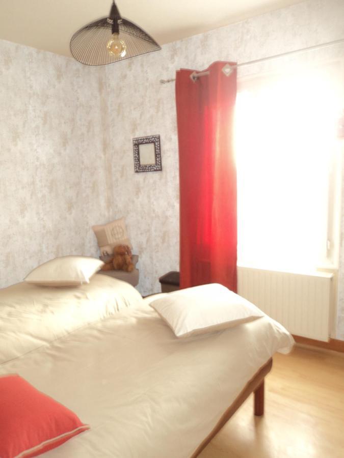Maison Aux Volets Bleus Quévert 外观 照片